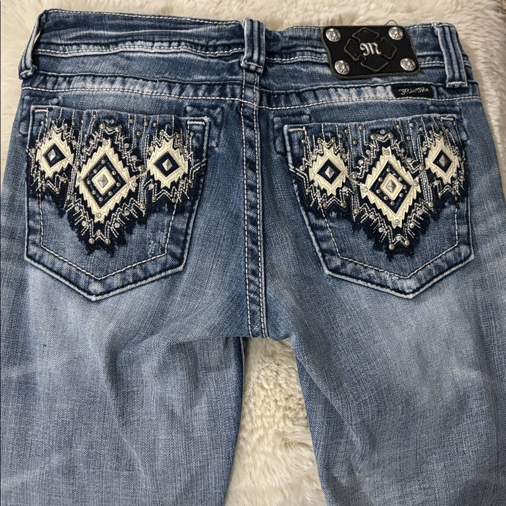 Miss Me Low Rise‎ 90’s Y2K Embroider Pocket Boot Cut Blue Jeans